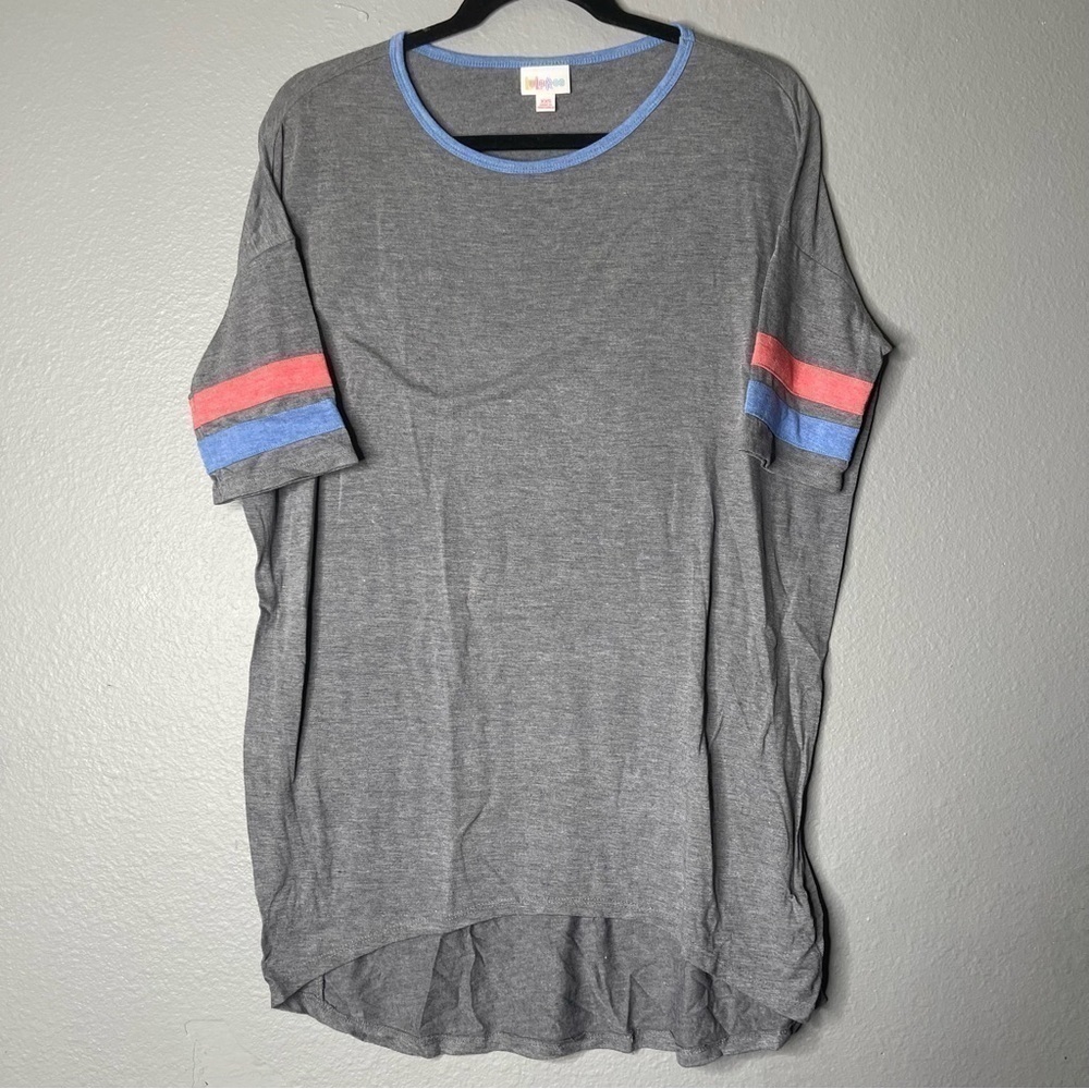 LuLaRoe Irma Gray Solid Short Sleeve Tunic Shirt